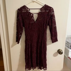 Hollister size medium Burgundy / maroon lace cut out dress 3/4 sleeve with slip